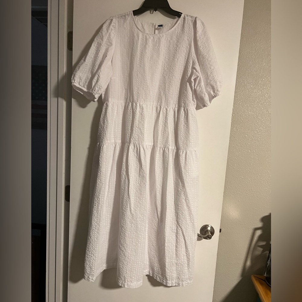 White tiered dress with pockets